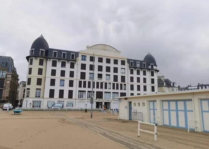 Ton Petit Coin De Paradis Avec Balcon Au Trouville Palace